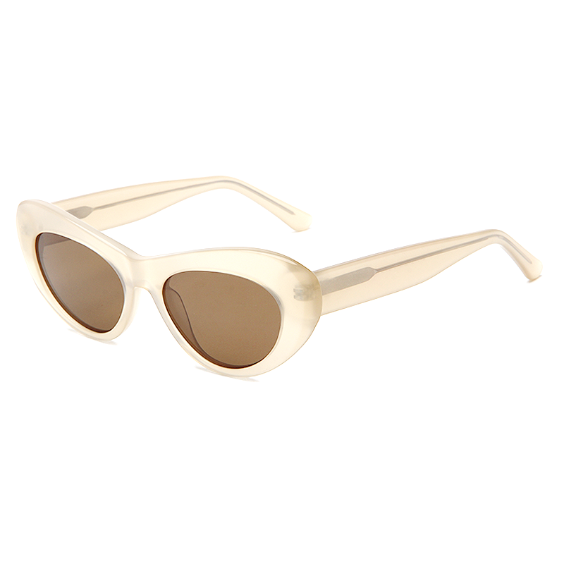 SUNGLASSES | NELLY